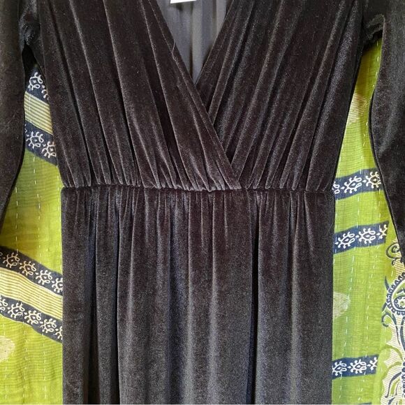 NWT Baltic Born Black Sofia Velvet Maxi Dress Size Extra Small - Picture 7 of 16